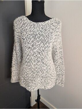 Ruby Rd. Petite Gray and White Fuzzy Knit Boucle Sweater - PM